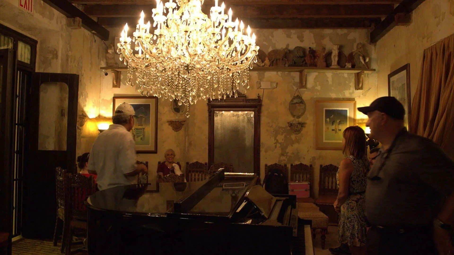 The Gallery Inn San Juan Hotel