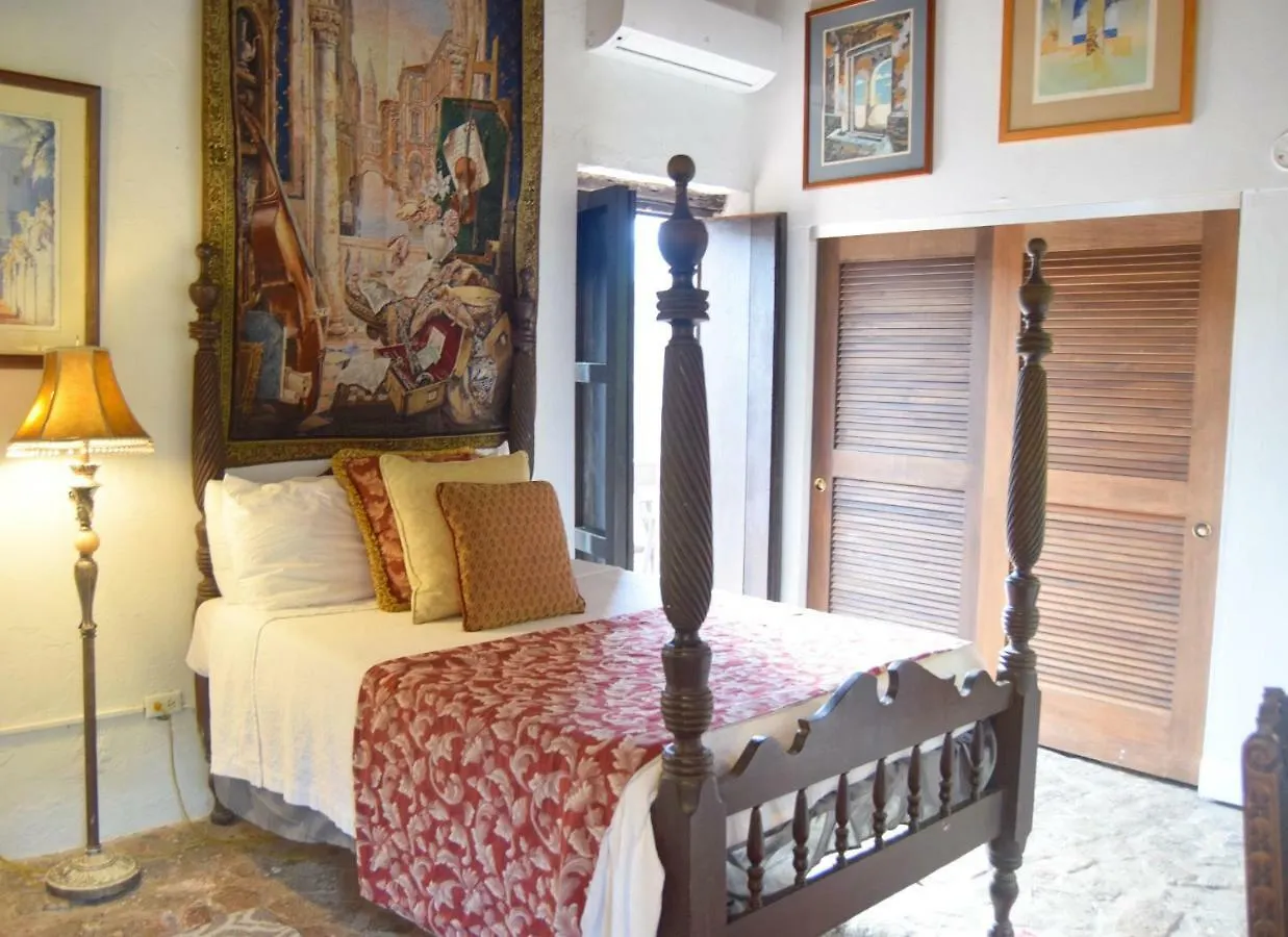 The Gallery Inn San Juan Hotel